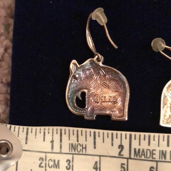 Ikita Elephant Earrings - Picture 3 of 4